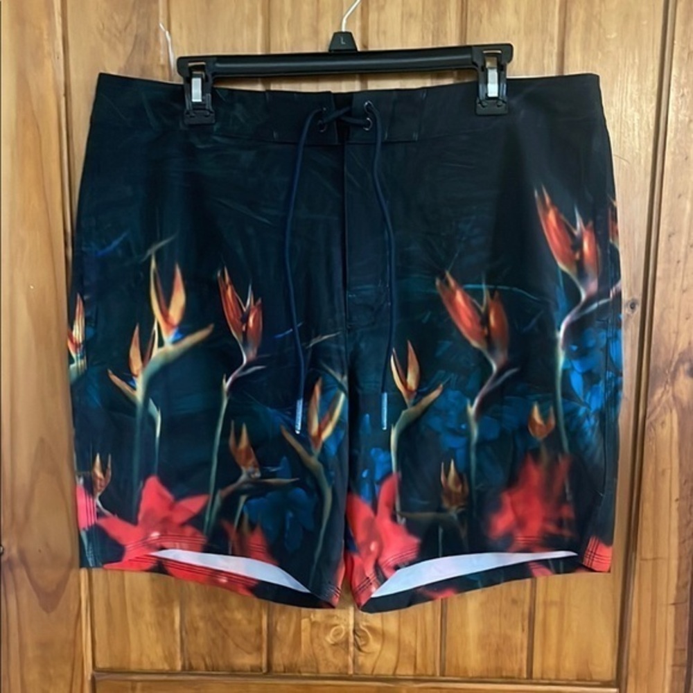 American Eagle Board Shorts Large Drawstring Floral Black Tropical New